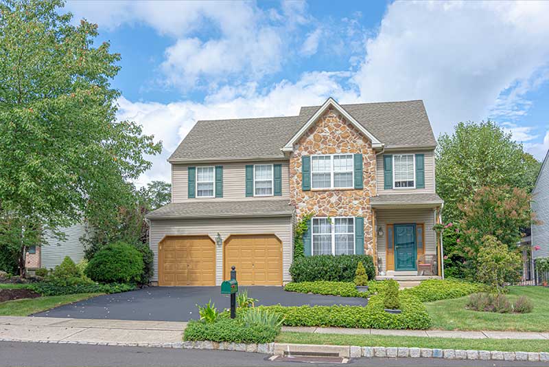 113 Riverwoods Dr New Hope, PA 
