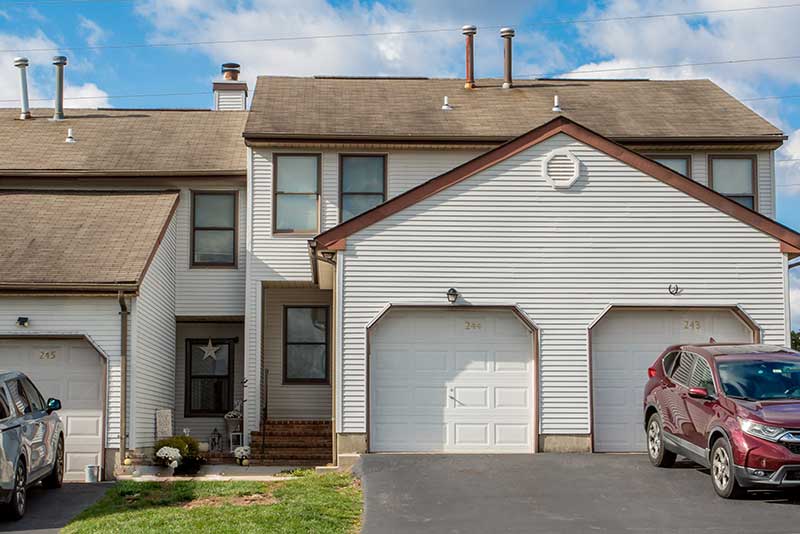 244 Spruce Court
Flemington, NJ 