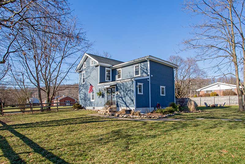 1 Abrams Rd Milford, NJ