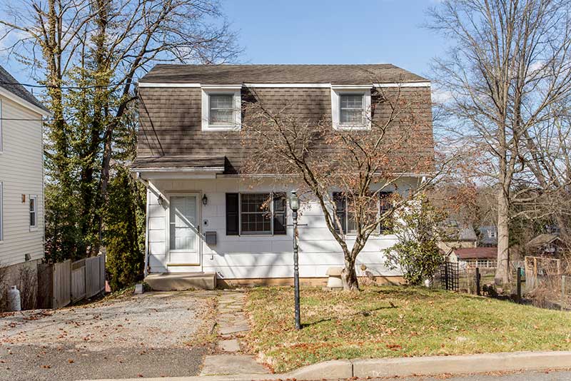 60 Douglas St, Lambertville, NJ 